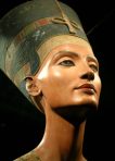FAUX NEFERTITI